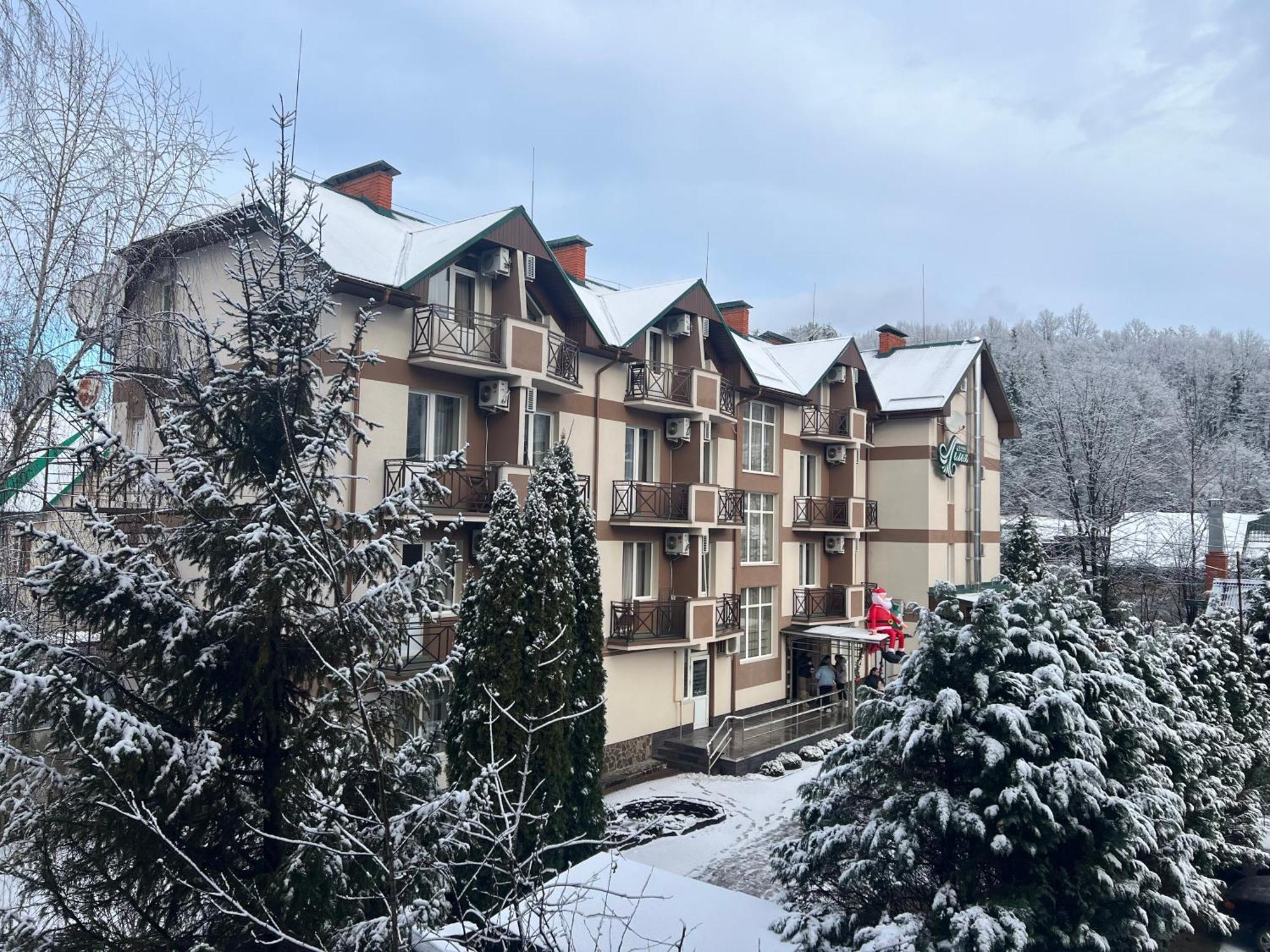 Lileya Hotel Polyana  Exterior photo